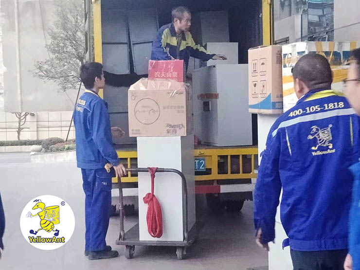 武船装备制造基地物资搬运搬迁