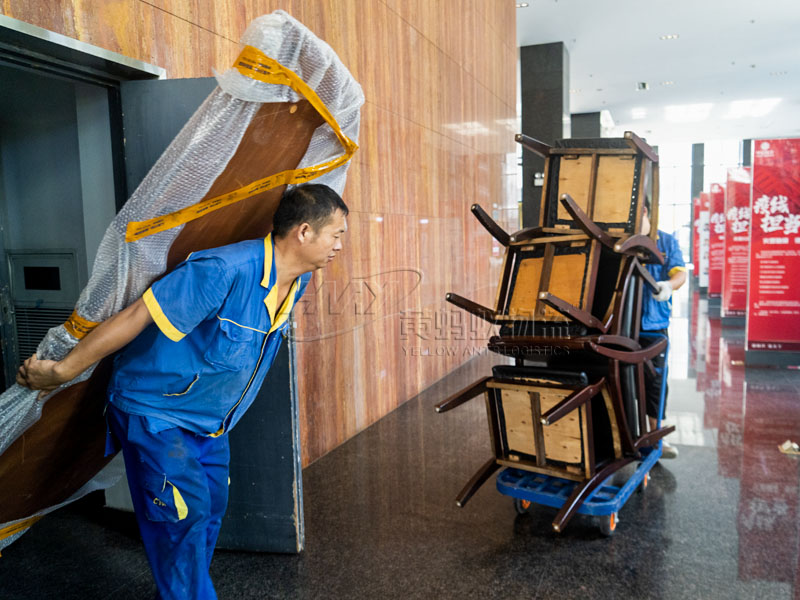 龙岗搬家公司清洗空调应该注意什么？